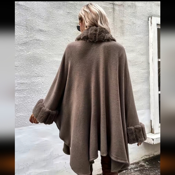 Faux Fur Trim open Front Cardigan - Picture 2 of 4